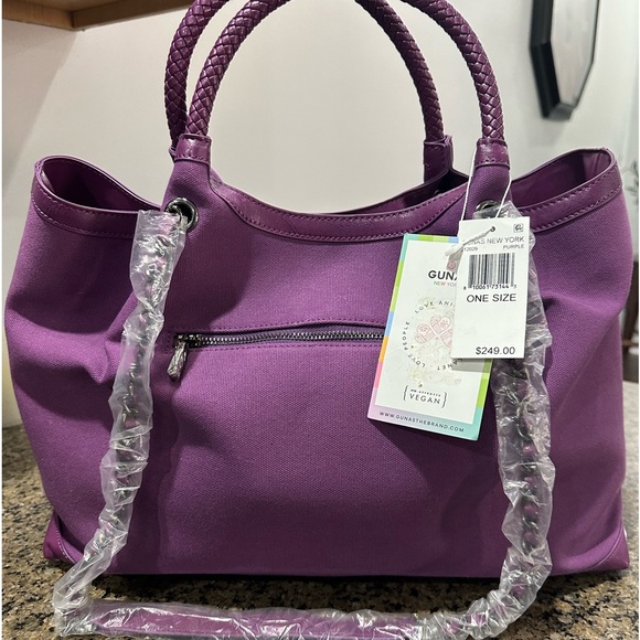 Gunas New York Tote - Picture 7 of 11